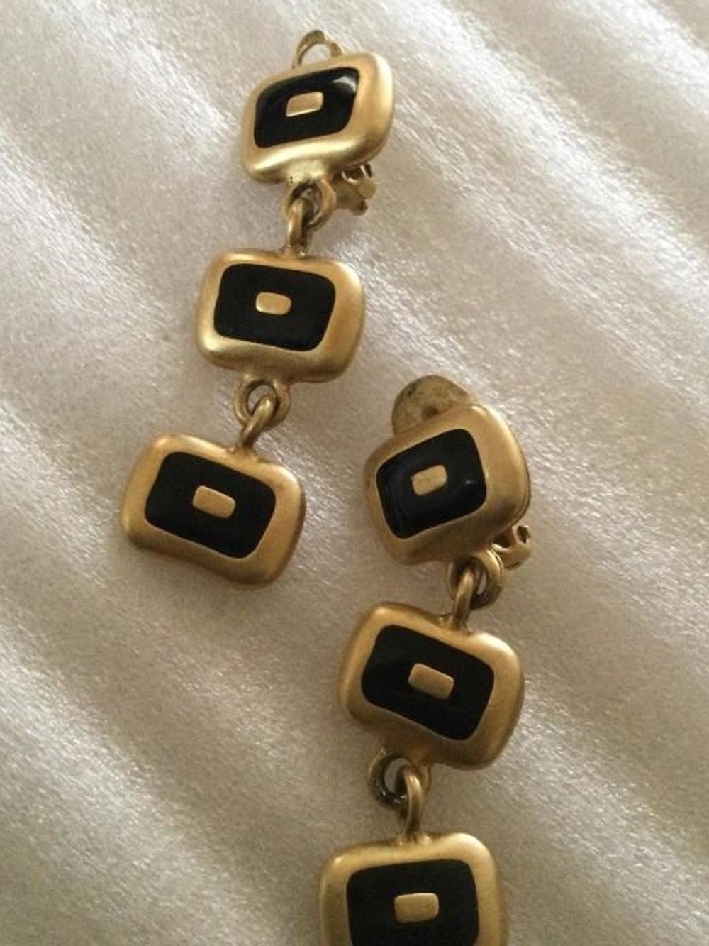Vintage Erwin Pearl Clip Earrings